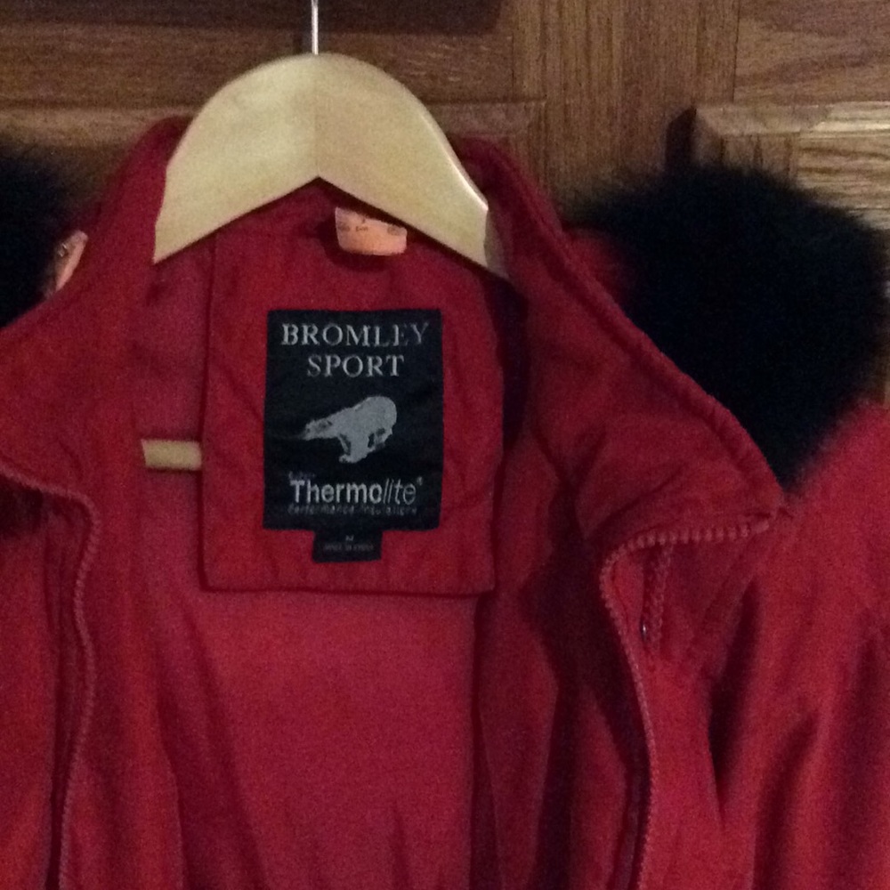 MACY’S THERMALITE JACKET WITH HOOD     DOWN FILLED - Picture 2 of 3